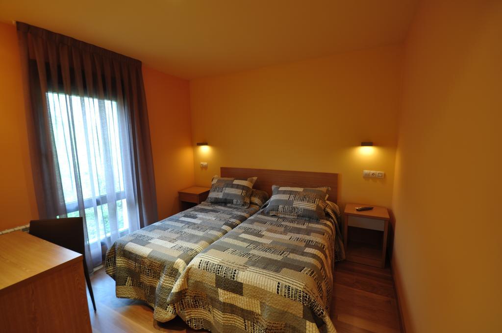 Mirador Del Angliru Albergue Riosa Habitación foto